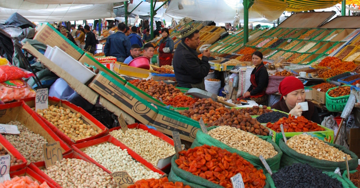 Ошский базар в Бишкеке